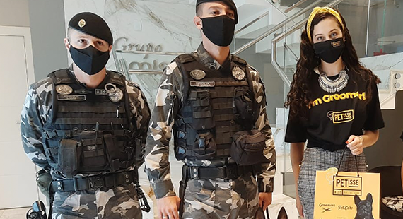Doações a instituições